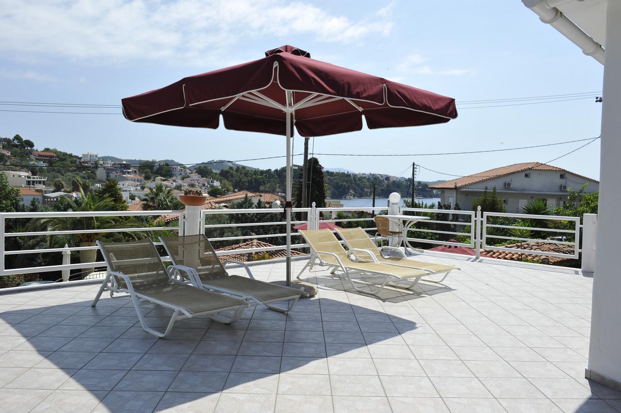 Hotel Rea Megali Ammos  Esterno foto