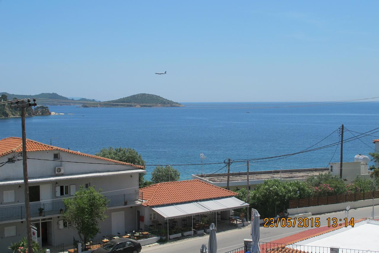 Hotel Rea Megali Ammos  Esterno foto