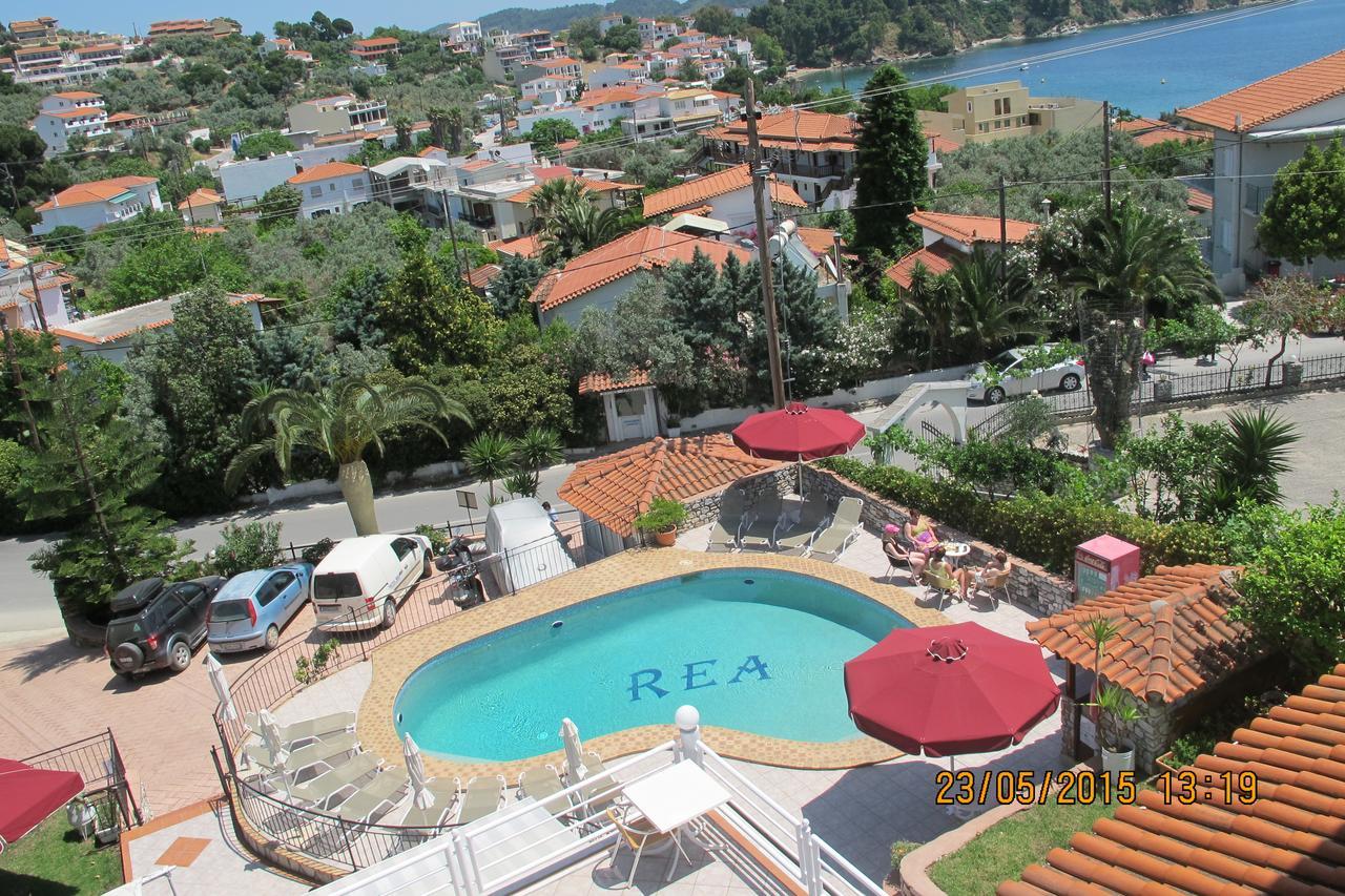Hotel Rea Megali Ammos  Esterno foto