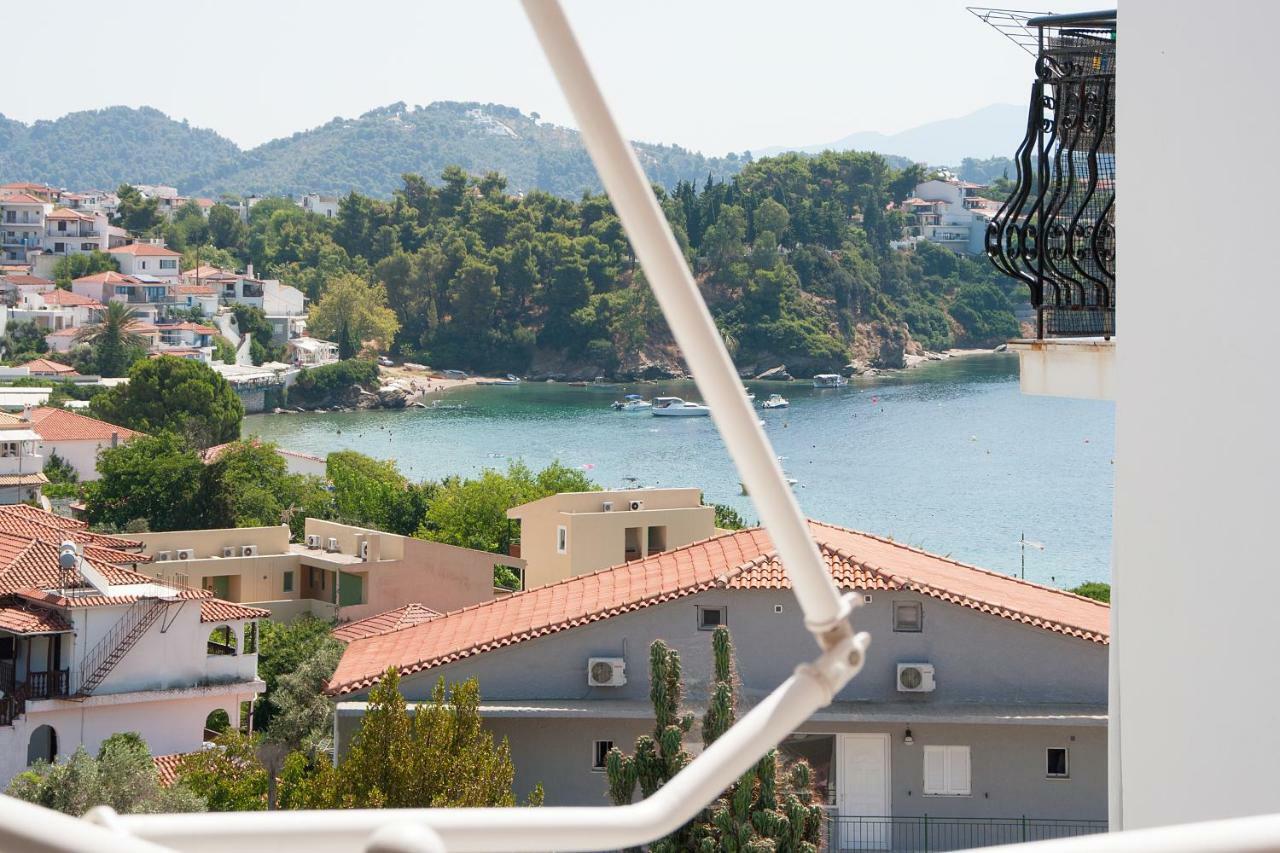 Hotel Rea Megali Ammos  Esterno foto