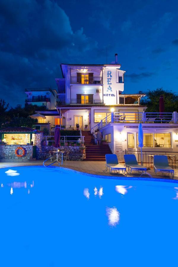 Hotel Rea Megali Ammos  Esterno foto